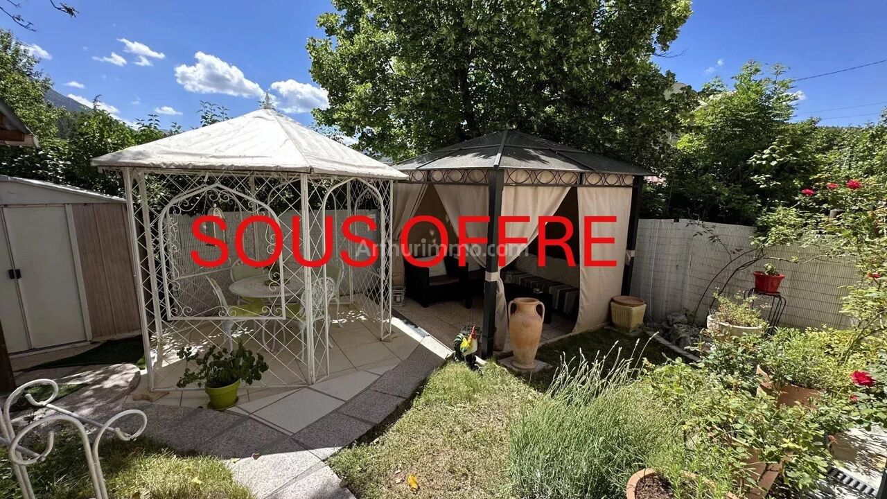 maison 3 pièces 44 m2 à vendre à Angles (04170)