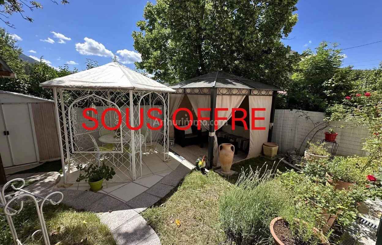 maison 3 pièces 44 m2 à vendre à Angles (04170)