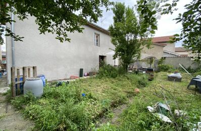 vente maison 105 000 € à proximité de Chenereilles (42560)