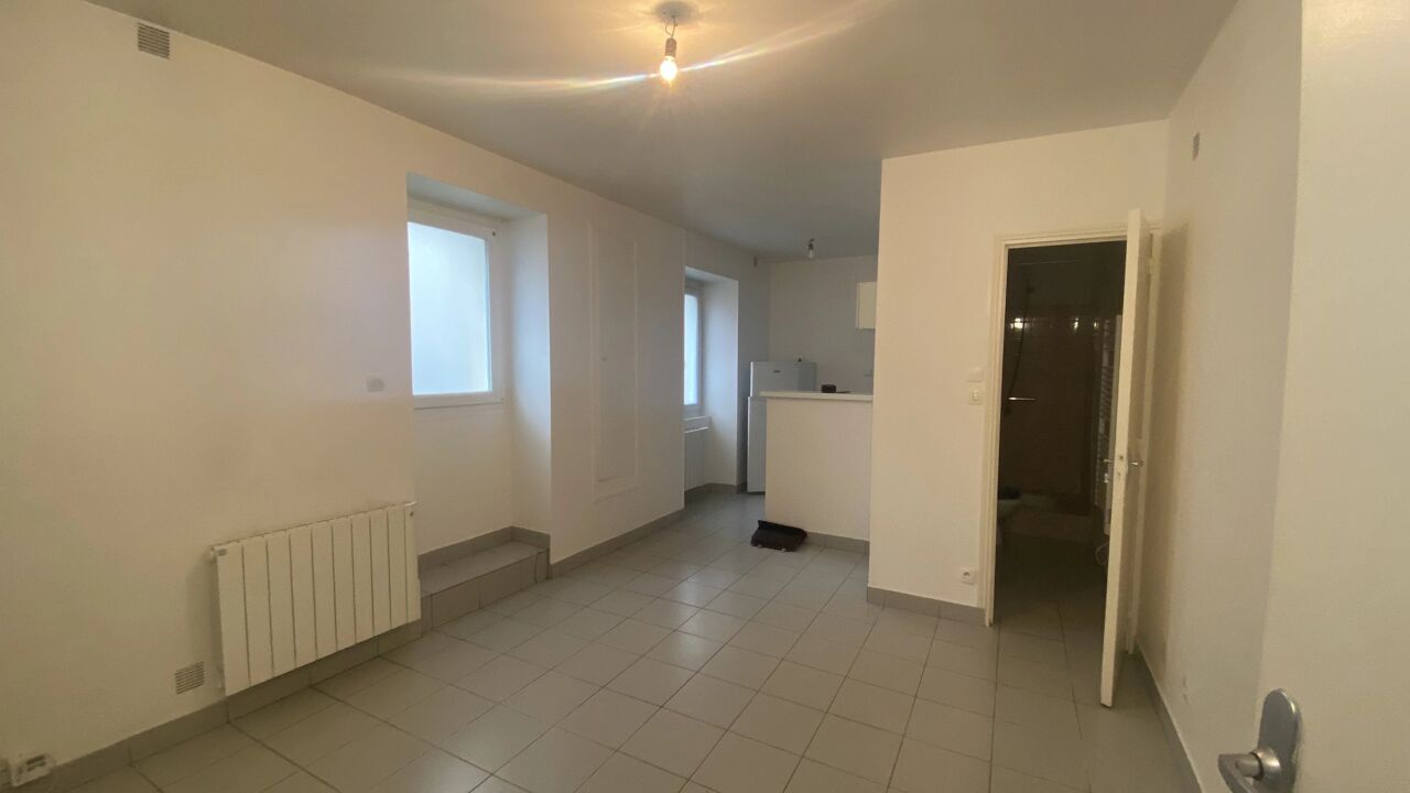 immeuble  pièces 69 m2 à vendre à Poitiers (86000)