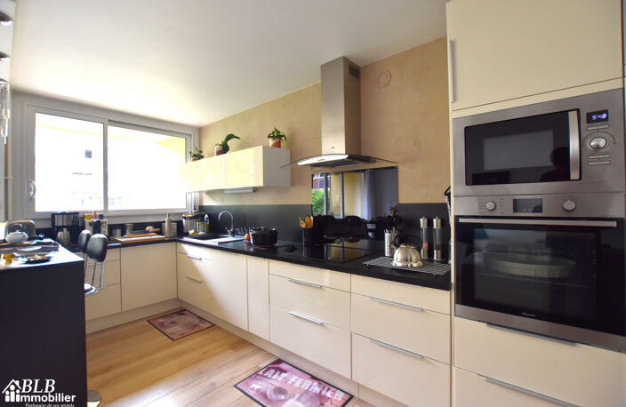 78990 - Elancourt Appartement F3 avec cave et parking en sou — photo 2