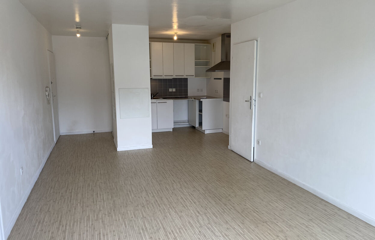 appartement 2 pièces 46 m2 à vendre à Ris-Orangis (91130)