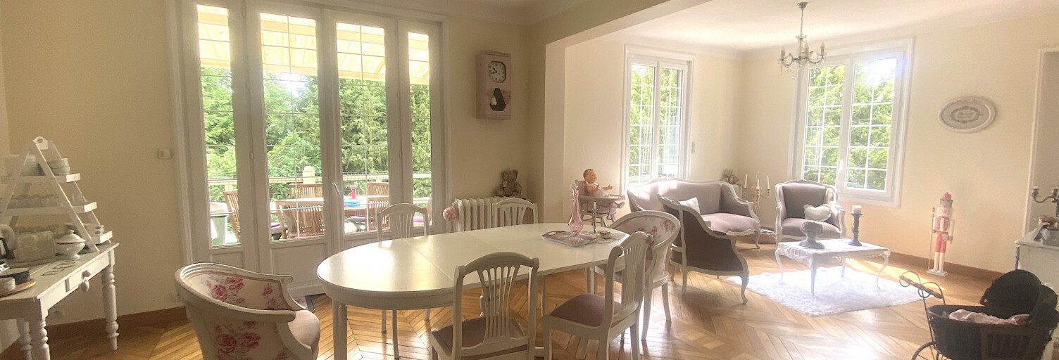 Maison 9 Pièces 200 m² à vendre à Aumale (76390)