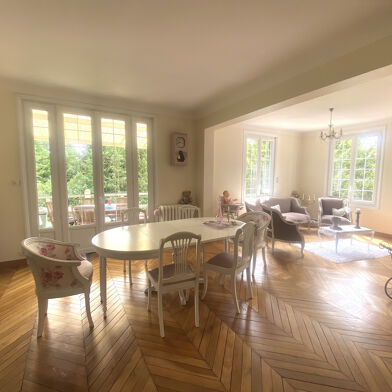 Maison 9 pièces 200 m²