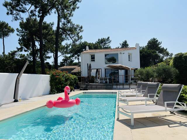 Maison à La Flotte — photo du bien