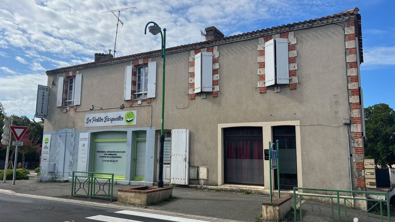 immeuble  pièces 160 m2 à vendre à L'Aiguillon-sur-Vie (85220)