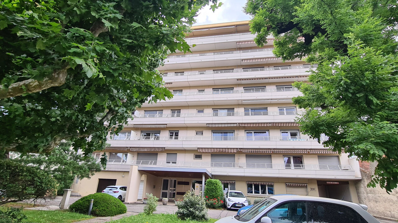 appartement 5 pièces 98 m2 à vendre à Valence (16460)