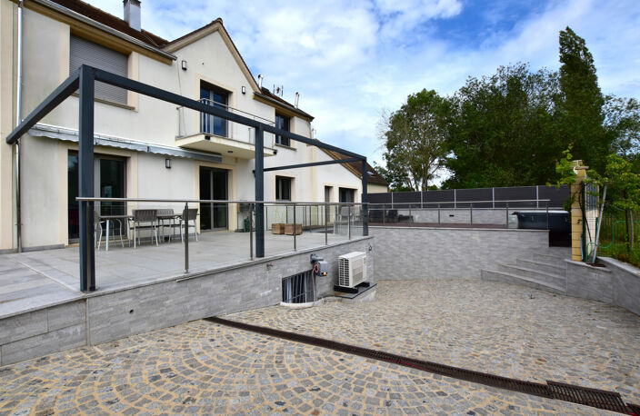 78610 LE PERRAY EN YVELINES  Superbe maison d'architecte de — photo 2