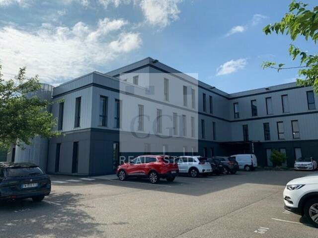 BUREAUX à LOUER — photo du bien