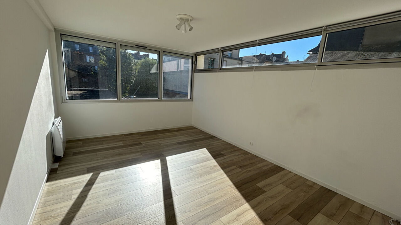 bureau  pièces 110 m2 à louer à Rennes (35000)