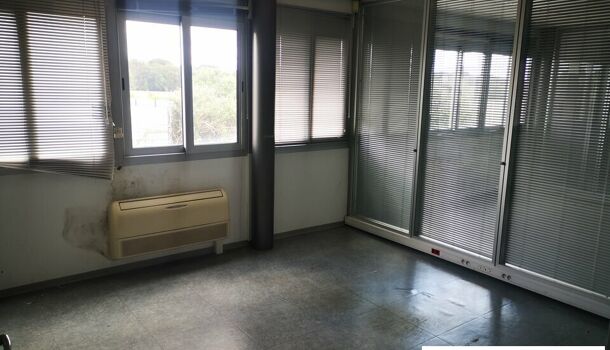 Local commercial  à louer Crès (Le) 34920