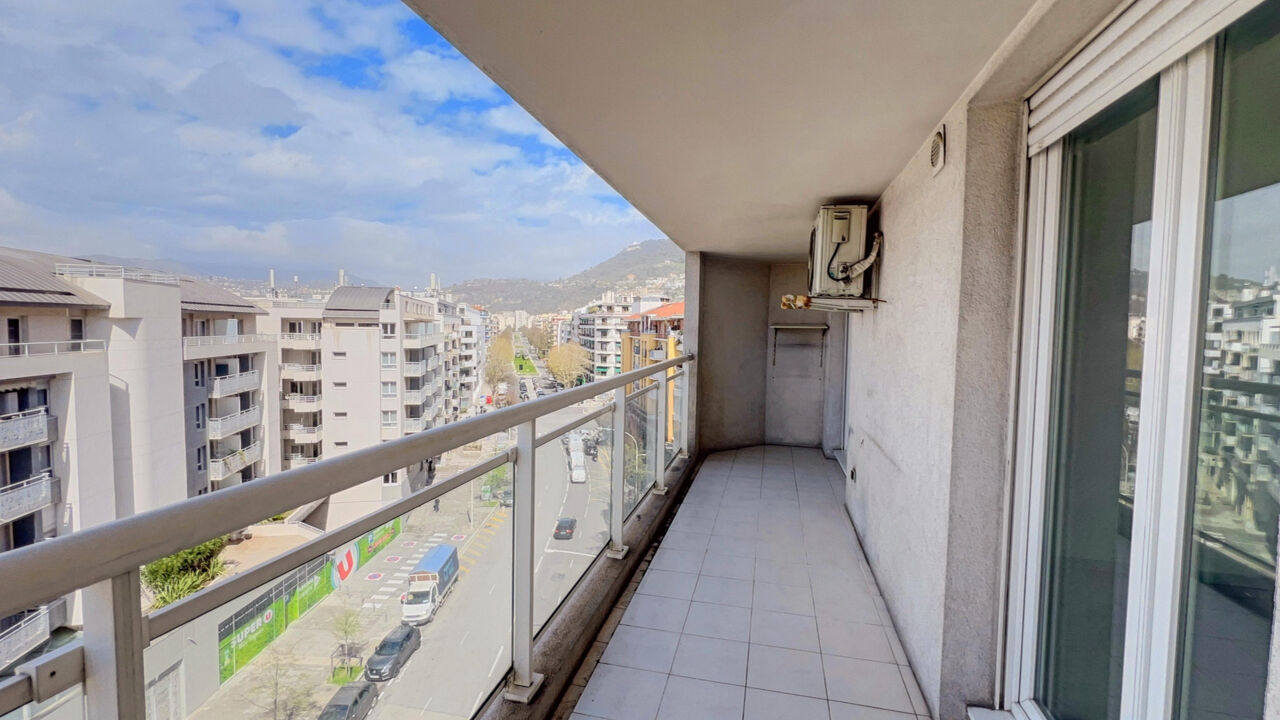 appartement 3 pièces 43 m2 à louer à Nice (06300)