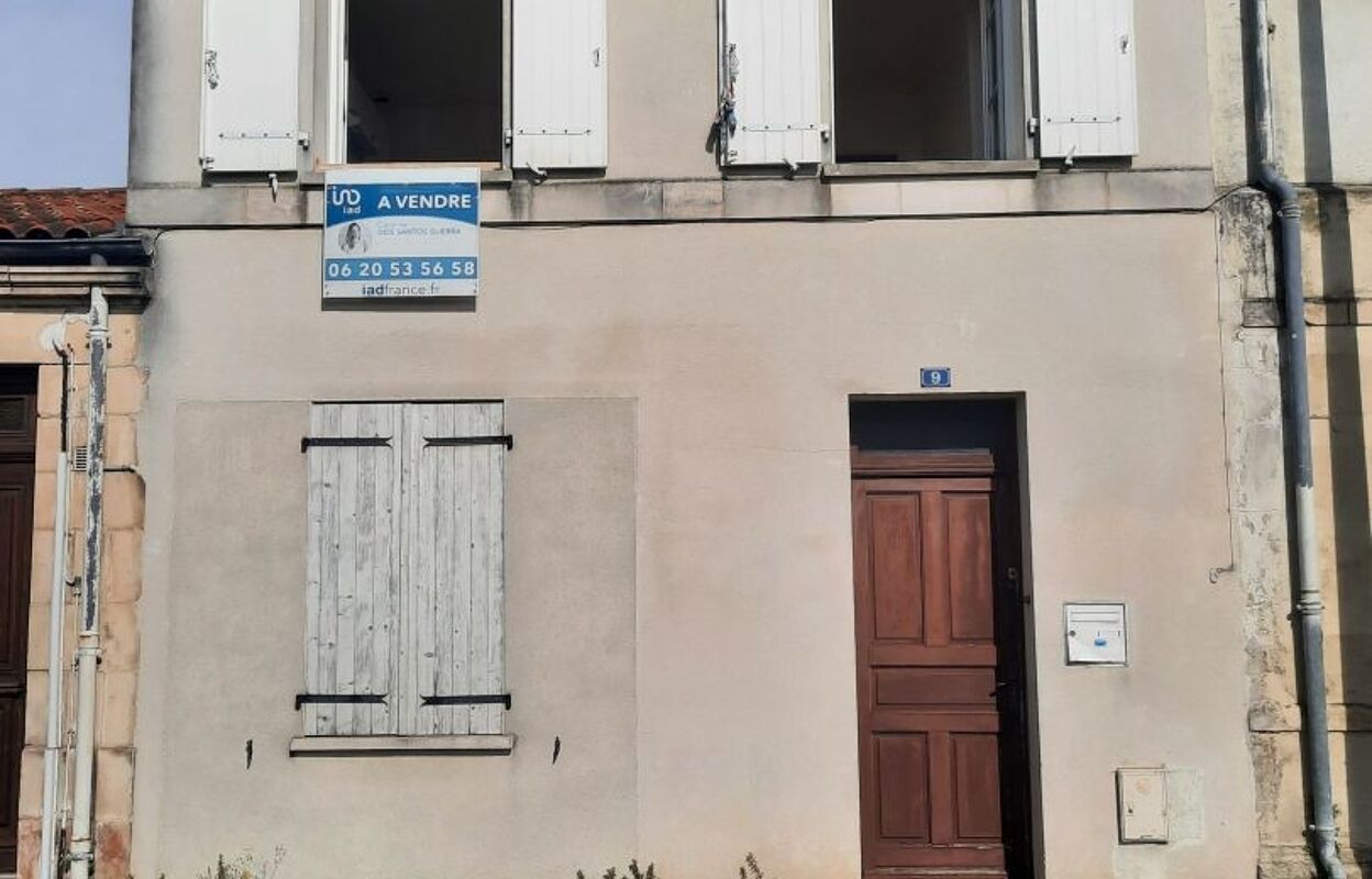 maison 3 pièces 77 m2 à vendre à Rochefort (17300)