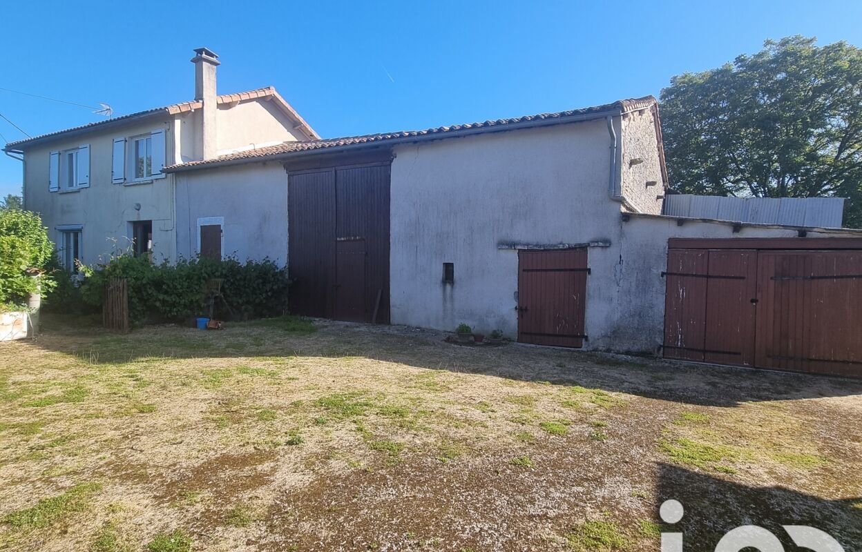 maison 4 pièces 91 m2 à vendre à Saint-Pierre-d'Exideuil (86400)