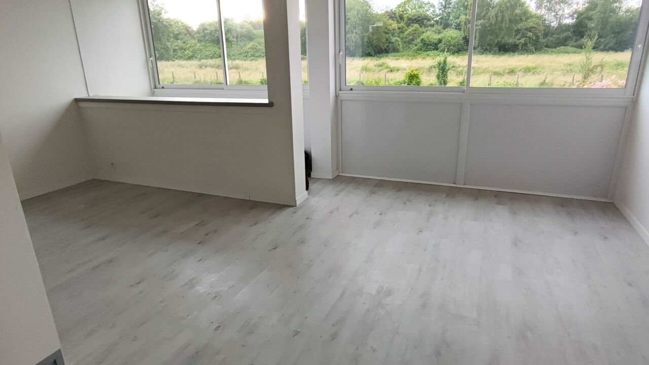 maison 5 pièces 84 m2 à vendre à Noyon (60400)