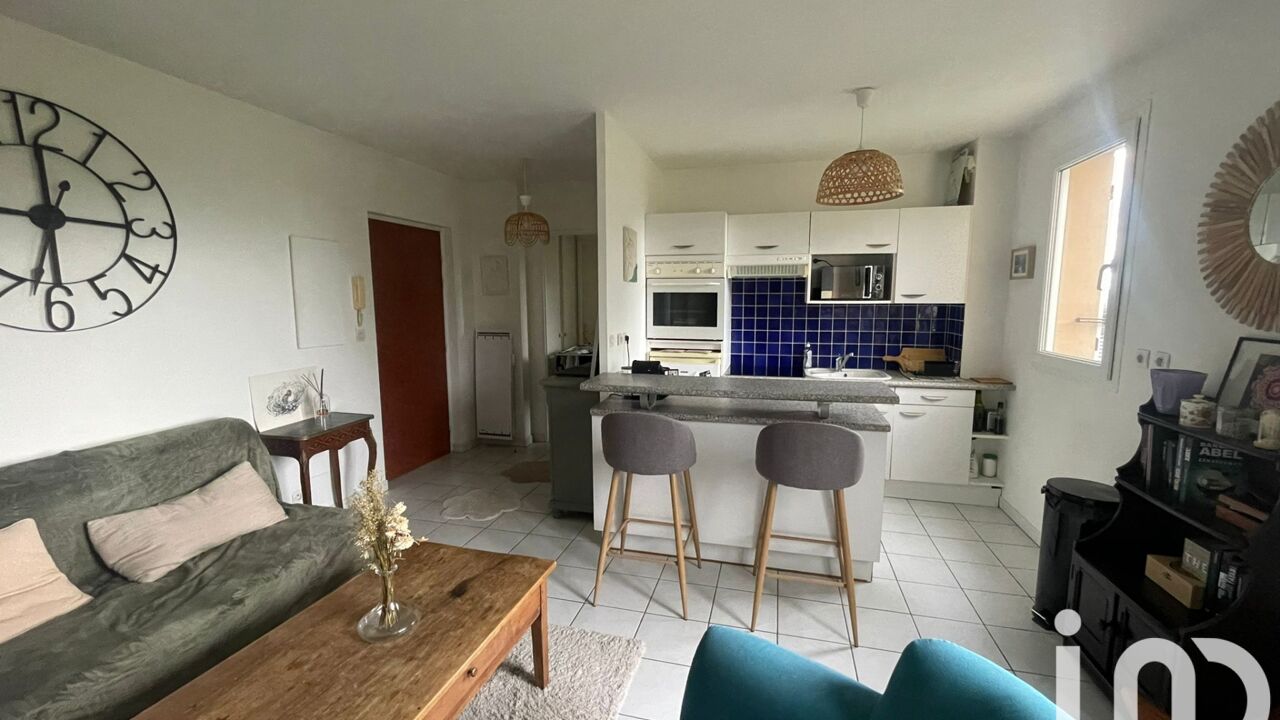 appartement 2 pièces 35 m2 à vendre à Saint-Rémy-l'Honoré (78690)