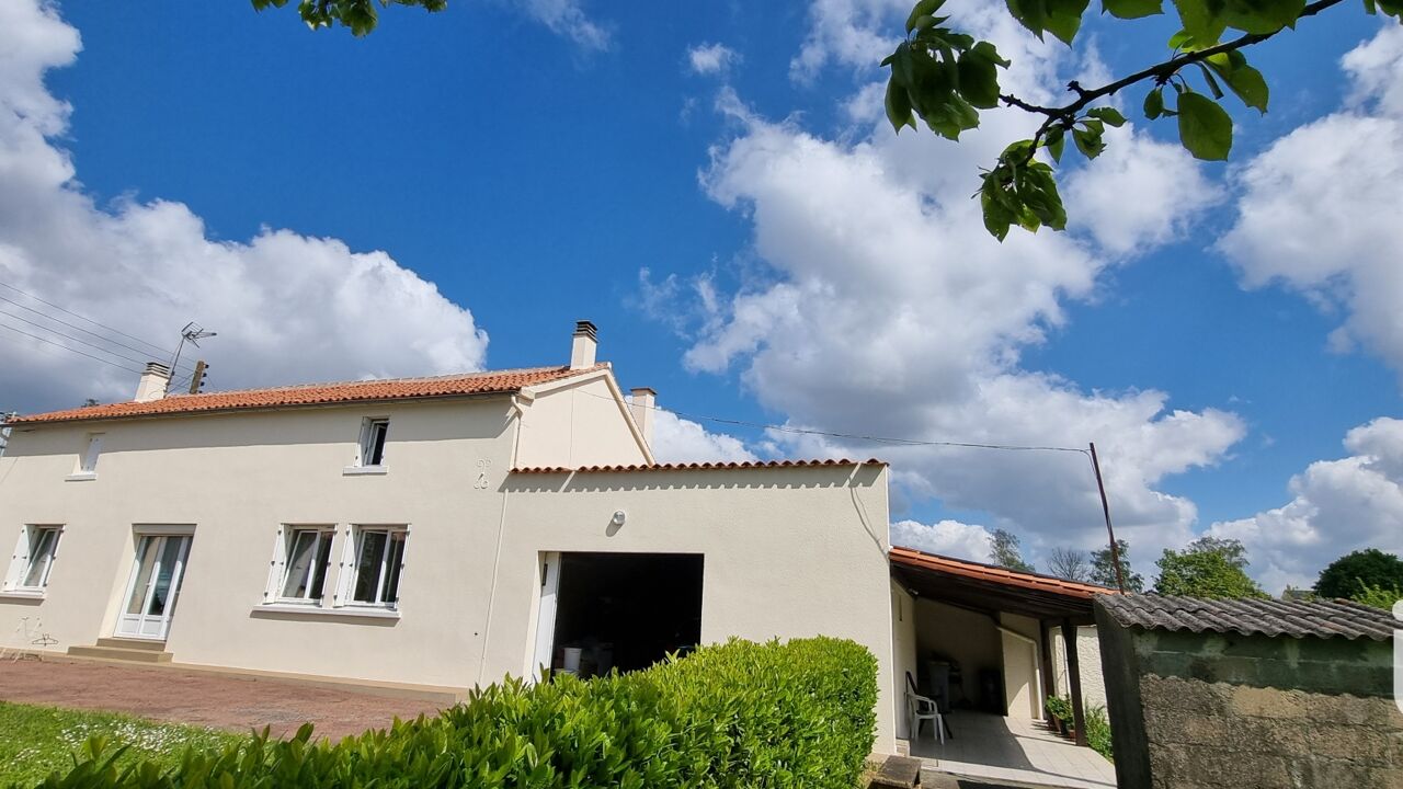 maison 5 pièces 127 m2 à vendre à Pouillé (85570)