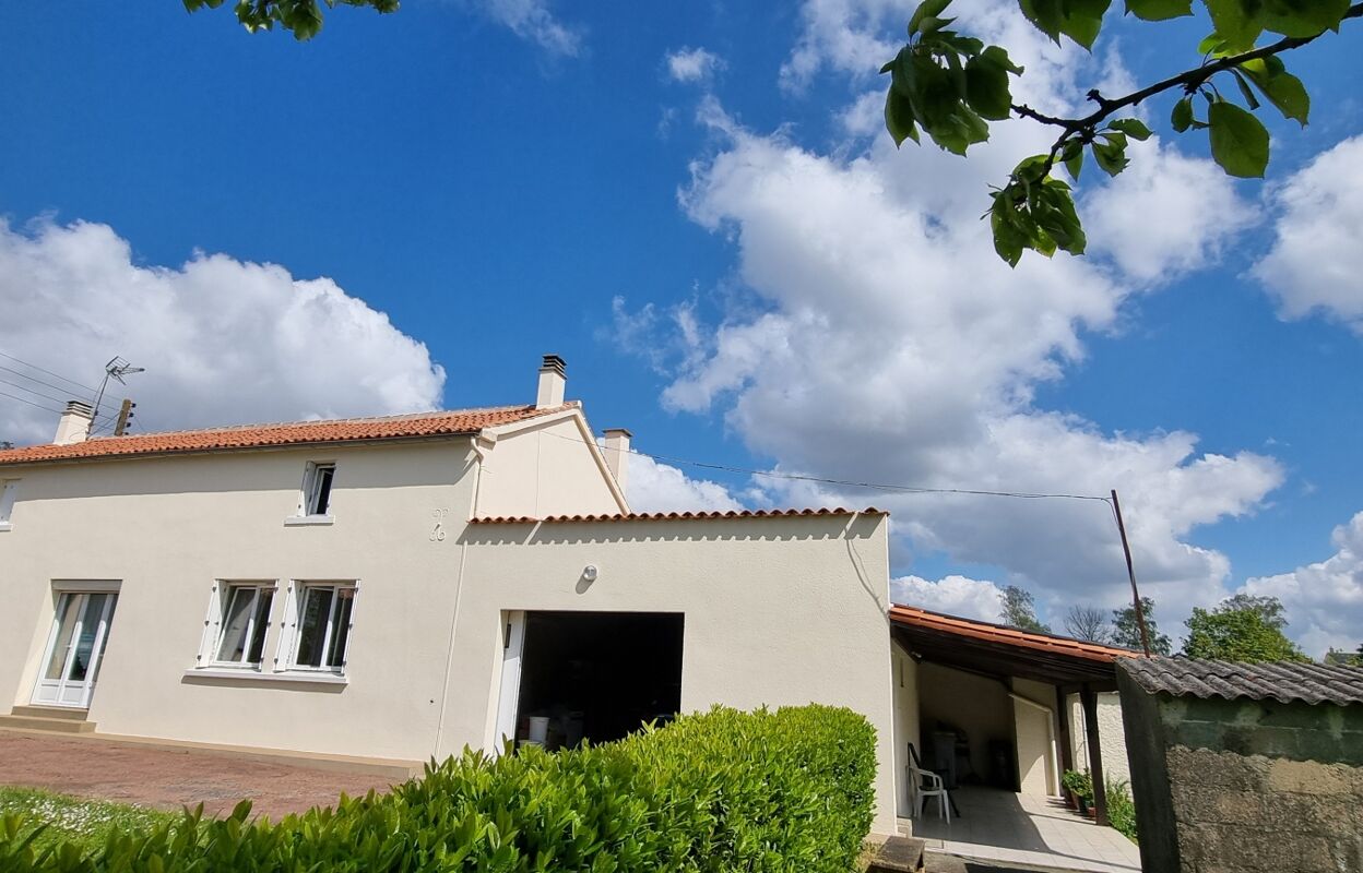 maison 5 pièces 127 m2 à vendre à Pouillé (85570)