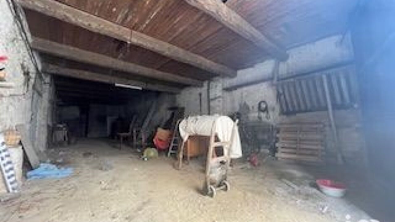 garage  pièces 160 m2 à vendre à Peyriac-Minervois (11160)