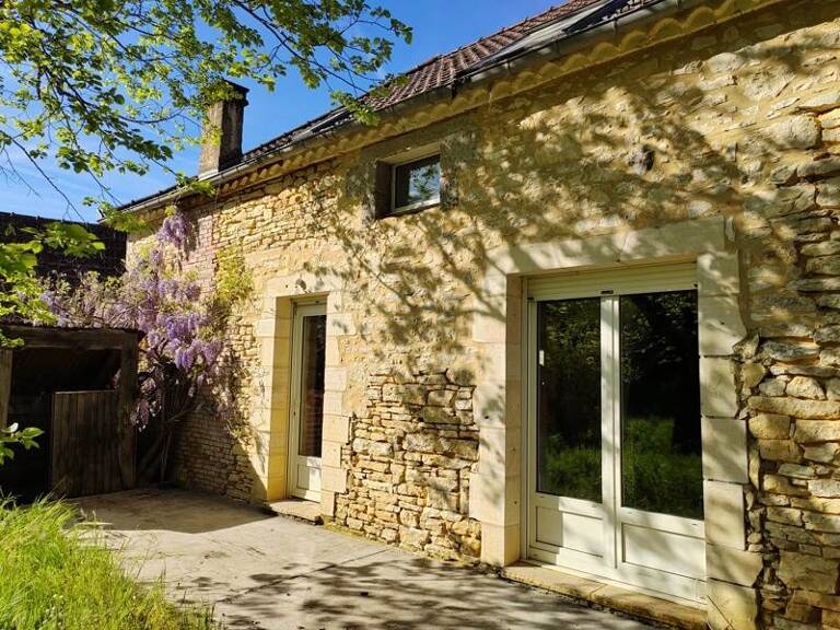 Maison en pierre de 5 pièces principales — photo 1