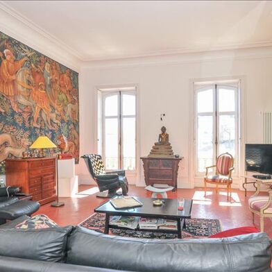 Appartement 4 pièces 187 m²