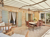 MOUGINS VILLA T6 DE 256 M2 PLEIN SUD AVEC PISCINE GARAGE 50M — photo 4