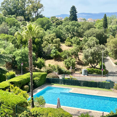 Appartement 3 pièces 285000 €