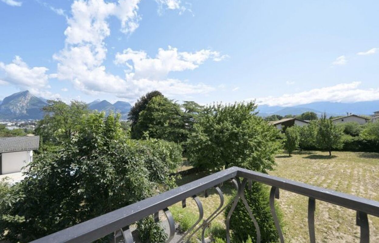 maison 6 pièces 187 m2 à vendre à Seyssins (38180)