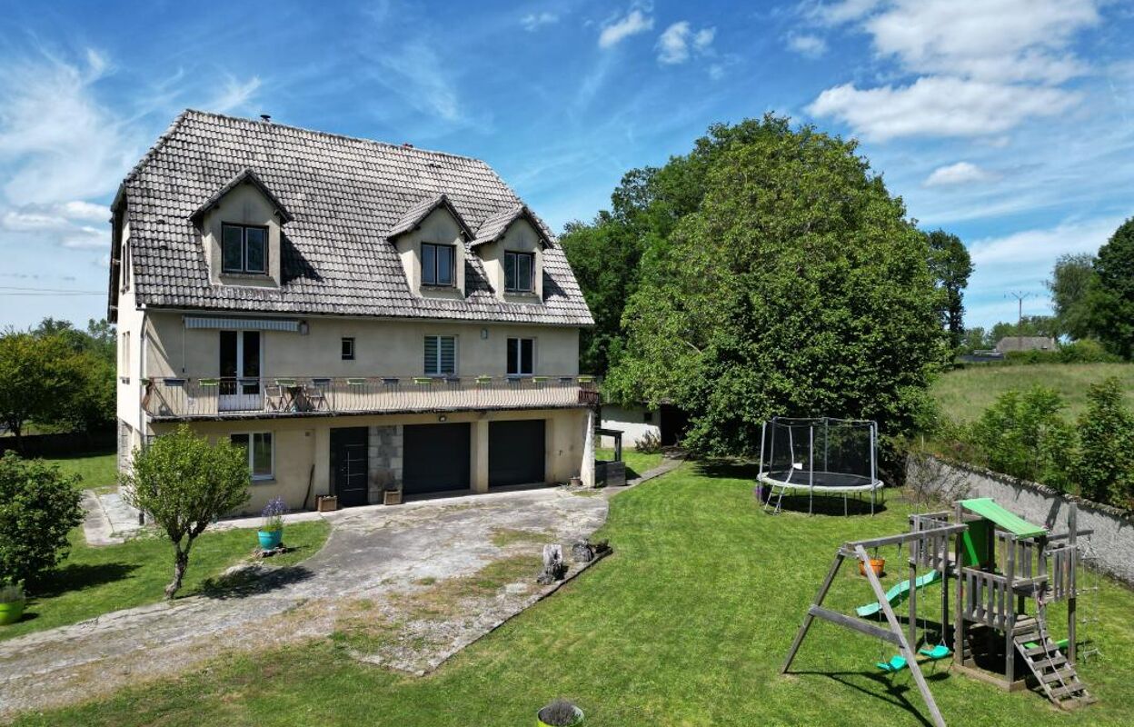 maison 9 pièces 208 m2 à vendre à Lacroix-Barrez (12600)