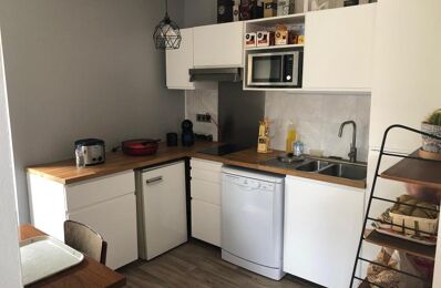 location appartement 850 € CC /mois à proximité de Sainte-Eulalie (33560)