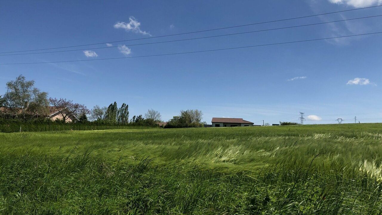 terrain 318 m2 à construire à Châteauneuf (42800)