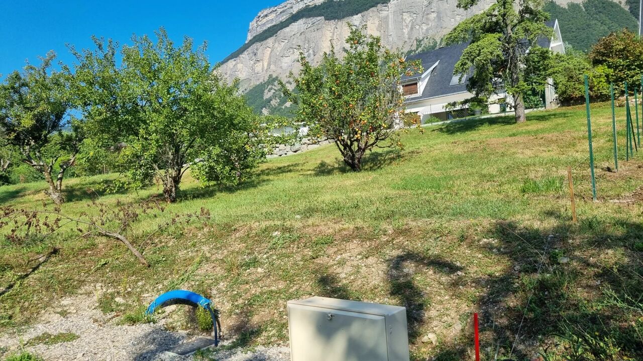 terrain  pièces 790 m2 à vendre à Biviers (38330)