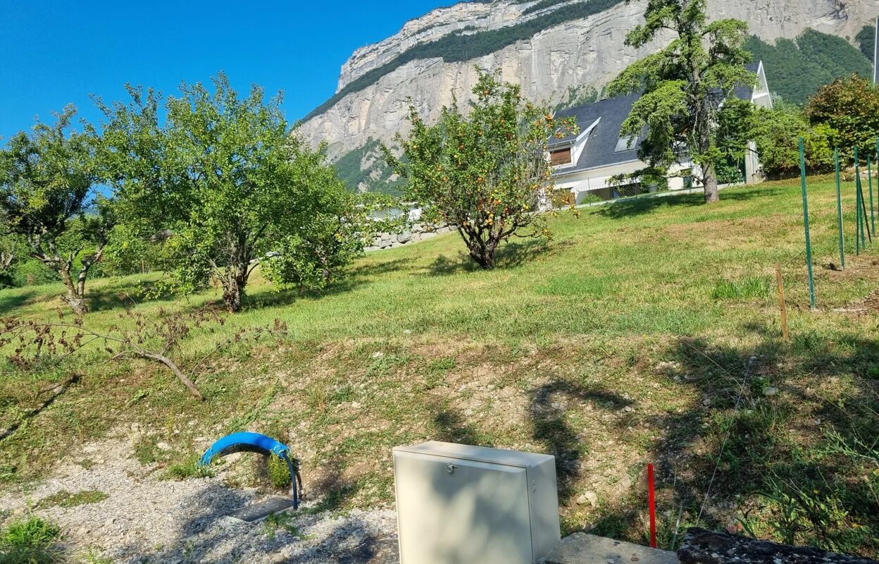 terrain  pièces 790 m2 à vendre à Biviers (38330)