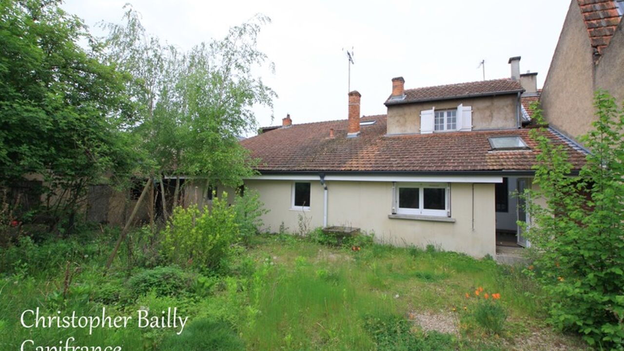 immeuble  pièces 216 m2 à vendre à Dompierre-sur-Besbre (03290)