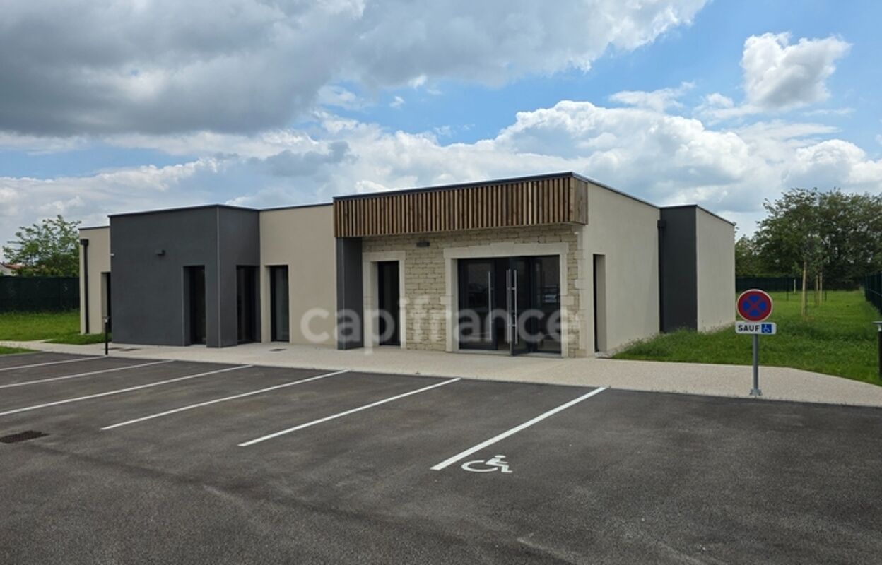 bureau 9 pièces 260 m2 à louer à Chalon-sur-Saône (71100)