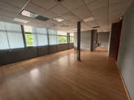 Commerce  447 m² — photo 3