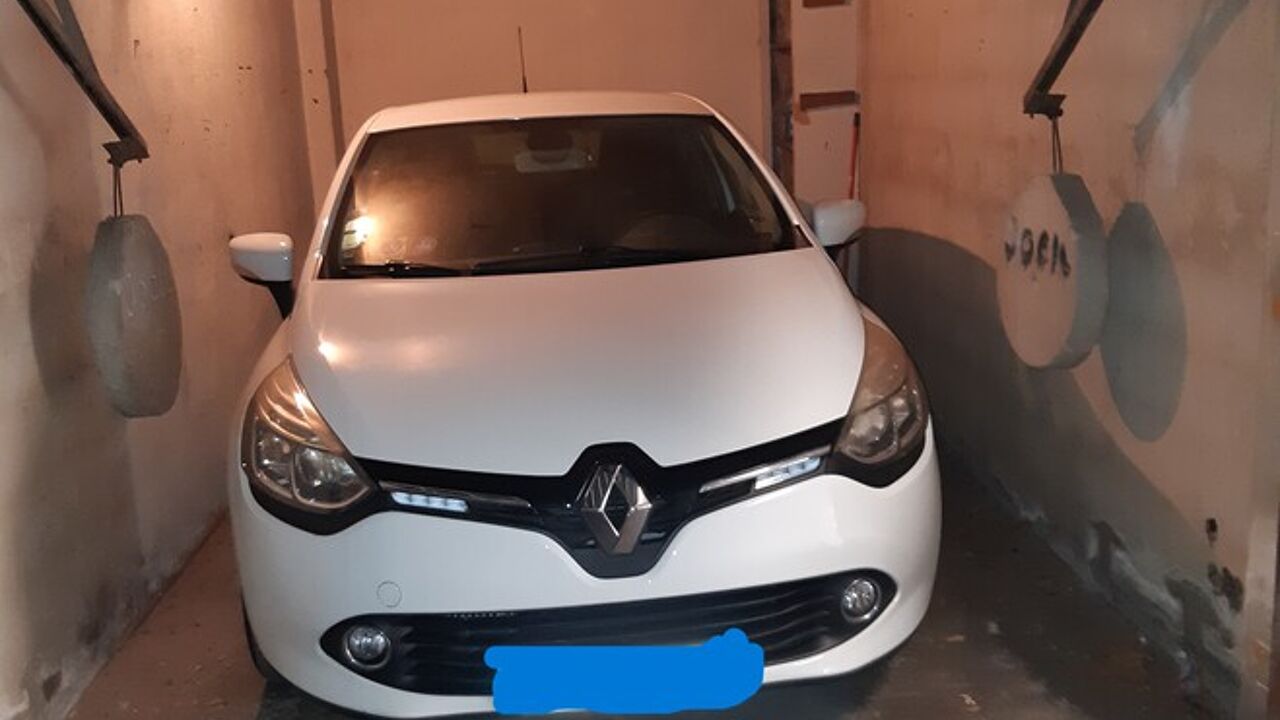 garage  pièces 13 m2 à vendre à Marseille (tous codes postaux)