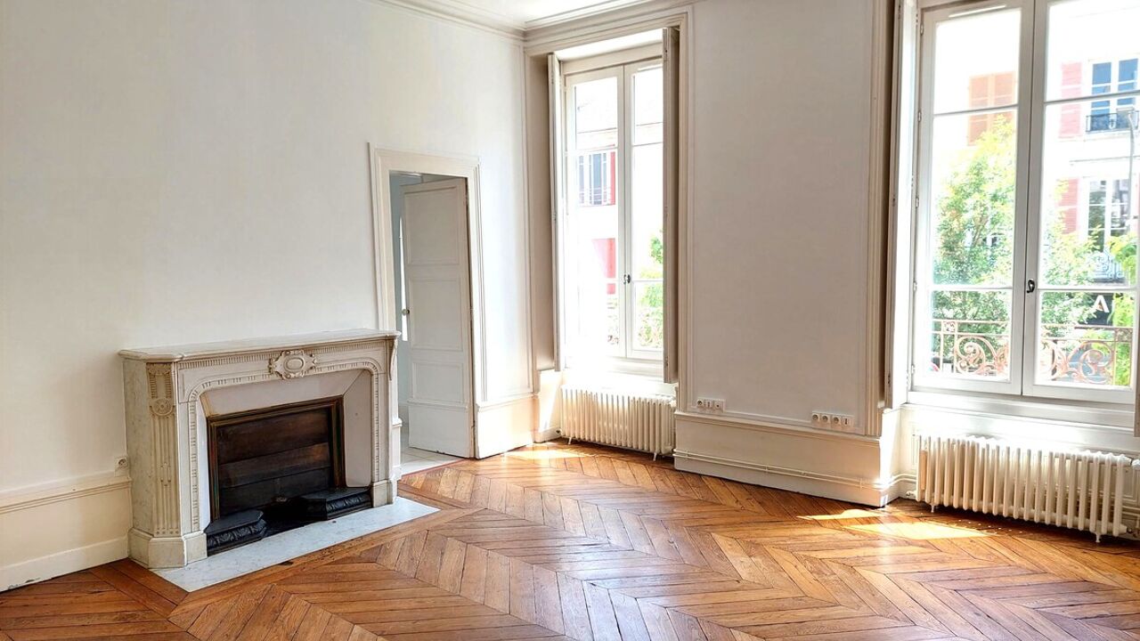 appartement 6 pièces 229 m2 à vendre à Chalon-sur-Saône (71100)