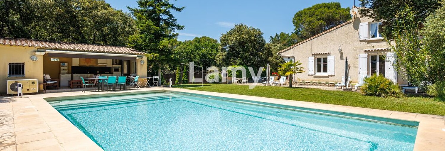 Maison 5 Pièces 108 m² à vendre à Uchaux (84100)