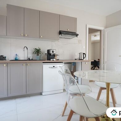 Appartement 4 pièces 185000 €