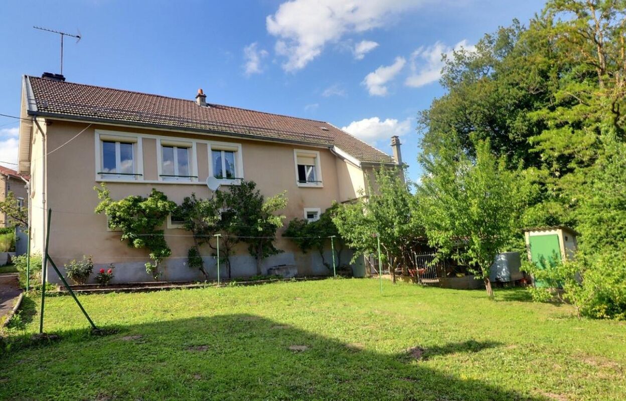 maison 5 pièces 97 m2 à vendre à Saint-Rémy-sur-Durolle (63550)