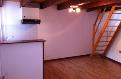 location appartement 490 € CC /mois à proximité de Bourg-Saint-Andéol (07700)