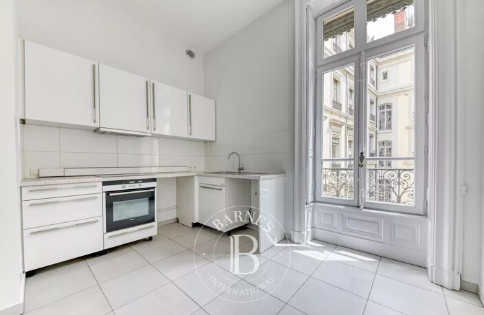 Lyon 2 - Ainay - Appartement de 150,37 m² -  3 Chambres — photo 3
