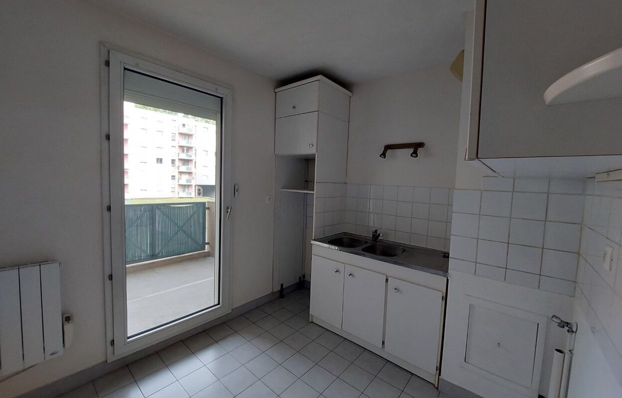 appartement  pièces 56 m2 à louer à Villeurbanne (69100)