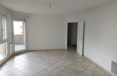 location appartement 880 € CC /mois à proximité de Villeurbanne (69100)