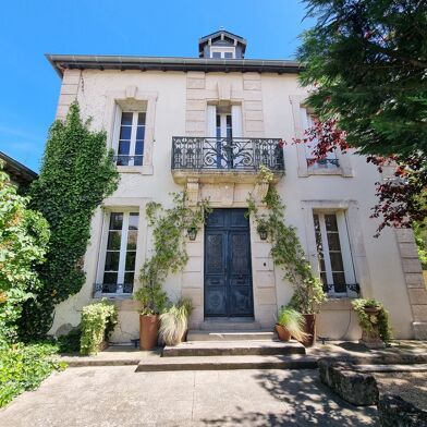 Maison 8 pièces 645000 €