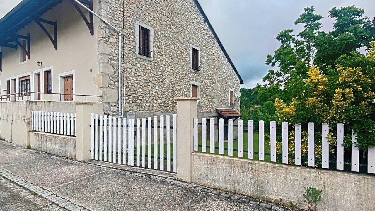 maison 7 pièces 180 m2 à vendre à Injoux-Génissiat (01200)