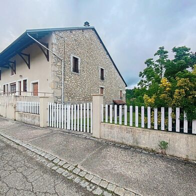 Maison 7 pièces 180 m²