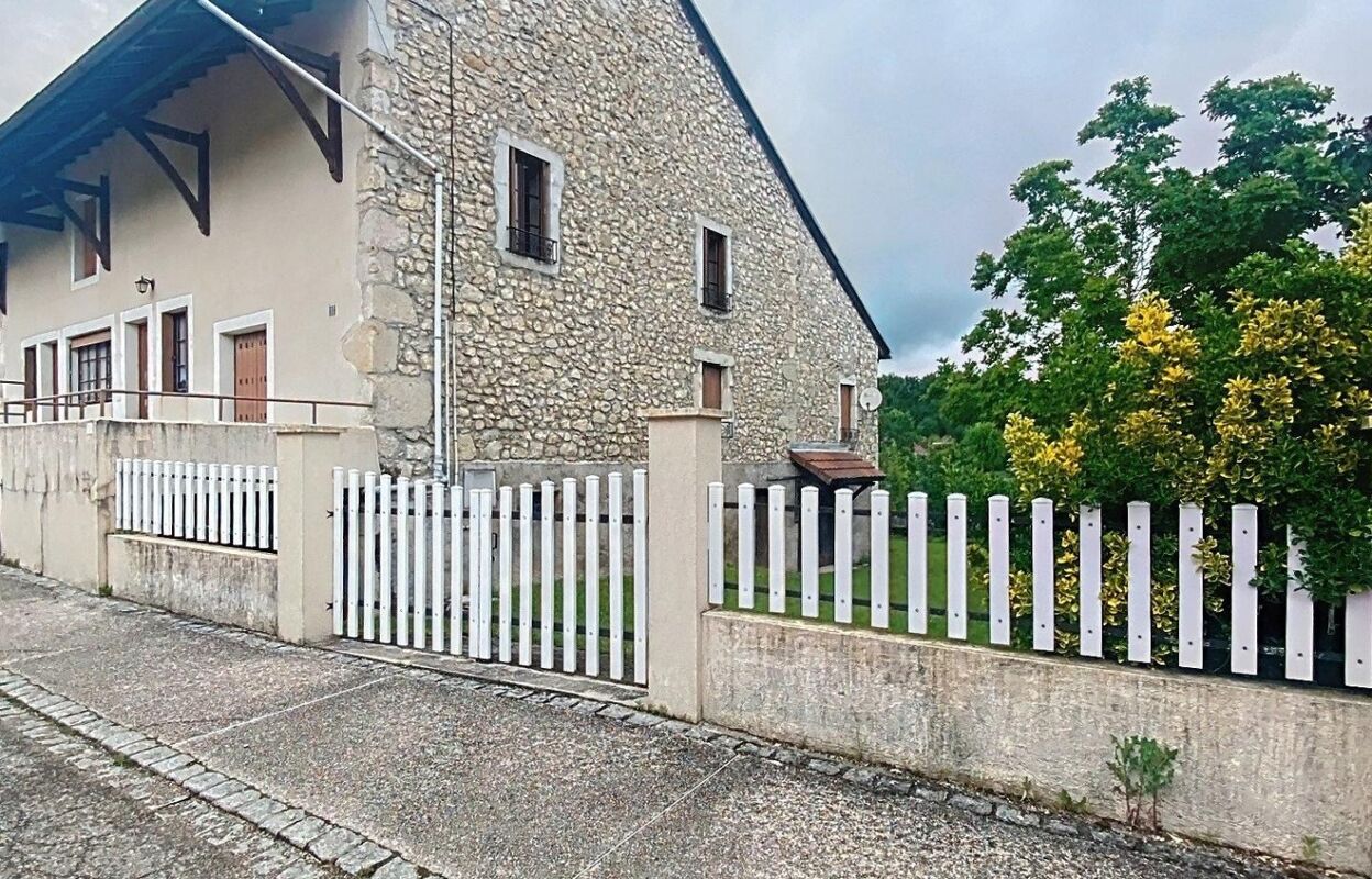 maison 7 pièces 180 m2 à vendre à Injoux-Génissiat (01200)