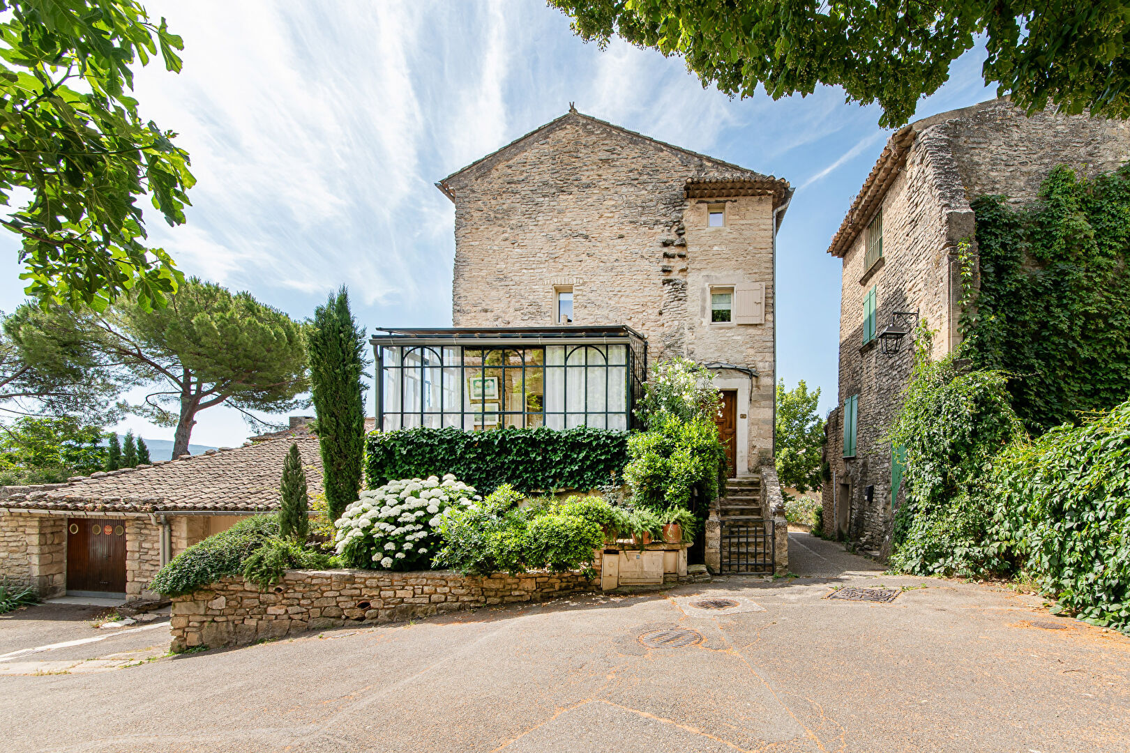 Agence immobilière de Square Habitat Apt